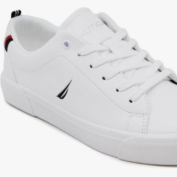 NEW Nautica Mens Graves Classic Low Top Loafer Fashion Sneaker Sz 11 white - Picture 1 of 10
